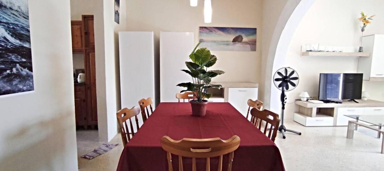 Sea View 2 Bedroom Apartment Marsaskala Exterior photo